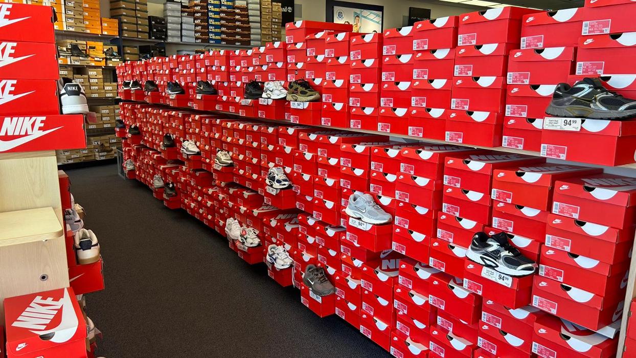 Rack Room Shoes Image