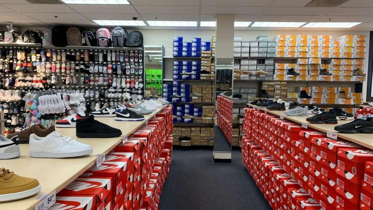 Rack Room Shoes Image