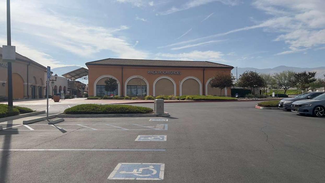Rack Room Shoes Image