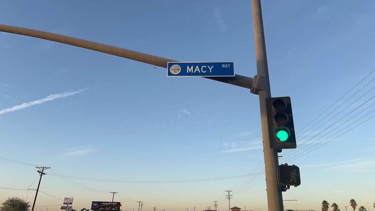 Rack Room Shoes Image