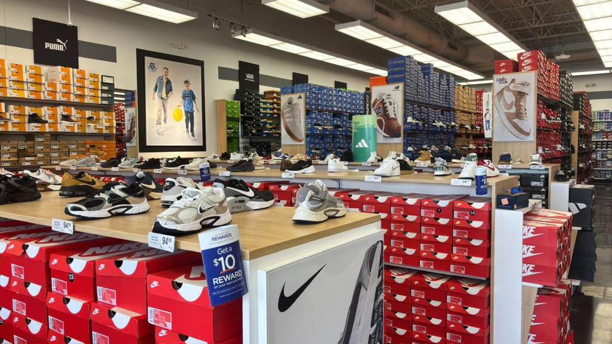 Rack Room Shoes Image