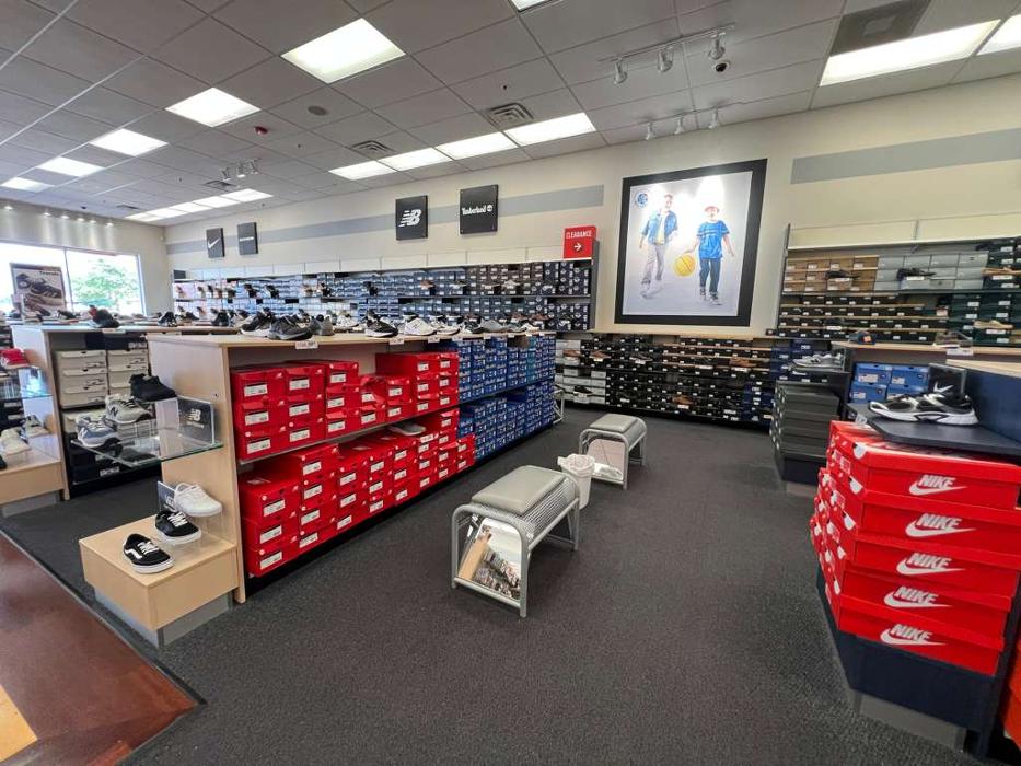 Rack Room Shoes Image