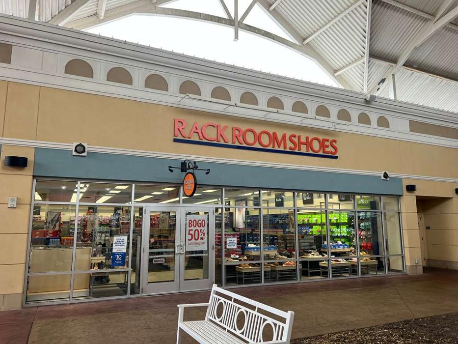 Rack Room Shoes Image