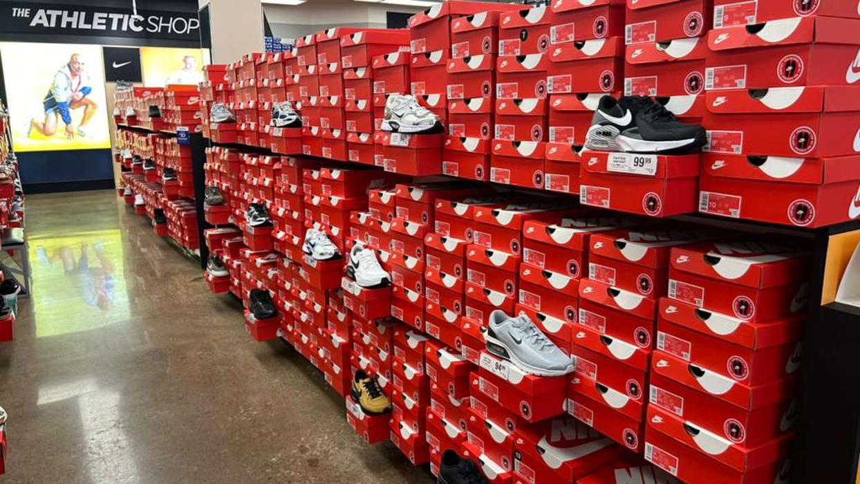 Rack Room Shoes Image