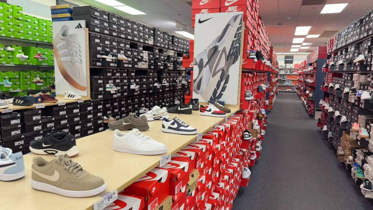 Rack Room Shoes Image