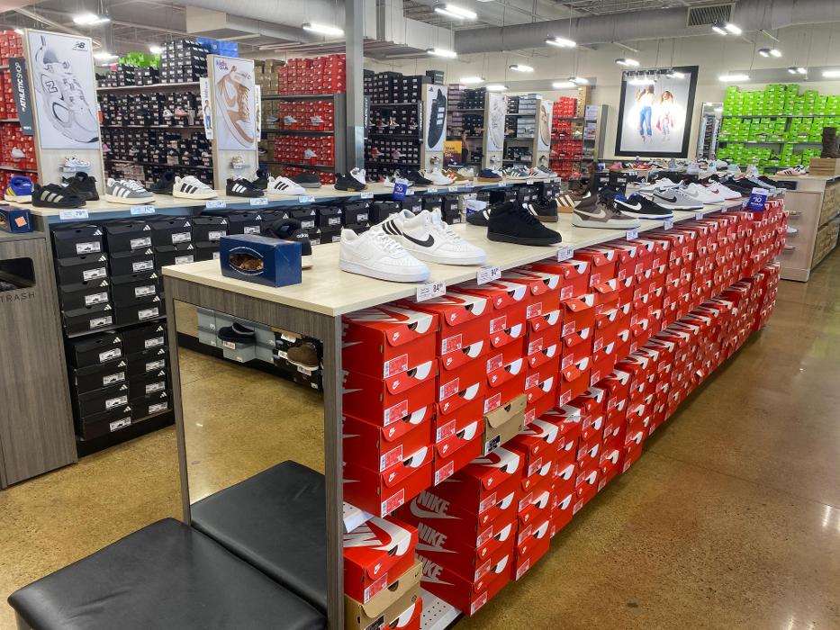 Rack Room Shoes Image