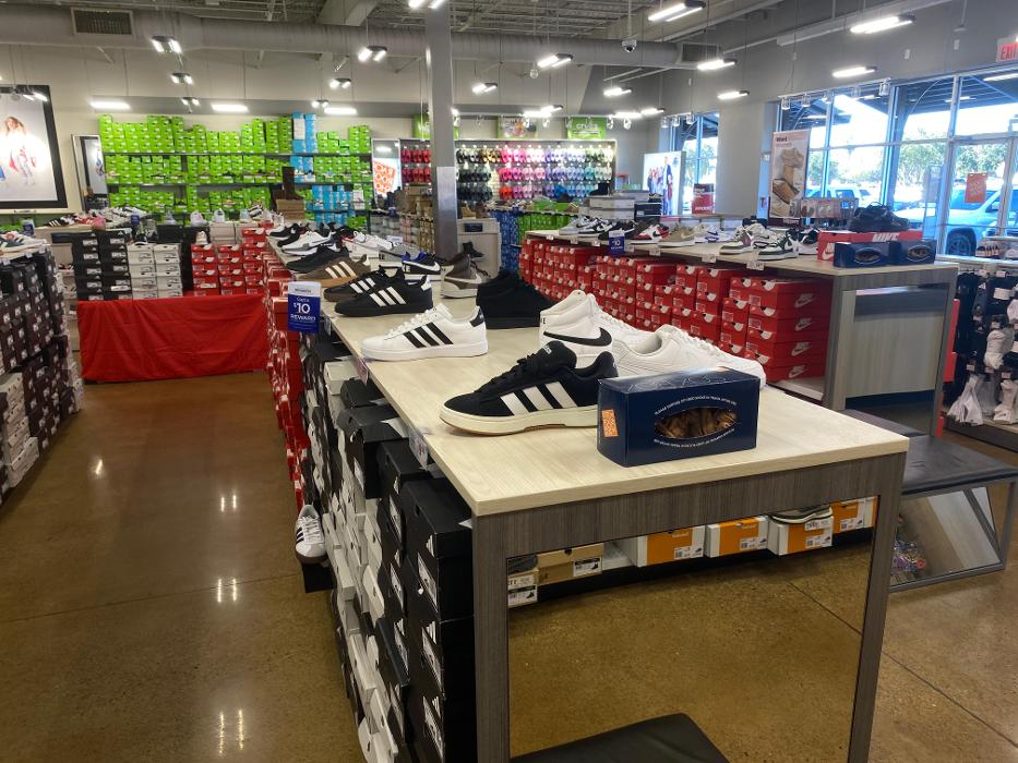 Rack Room Shoes Image