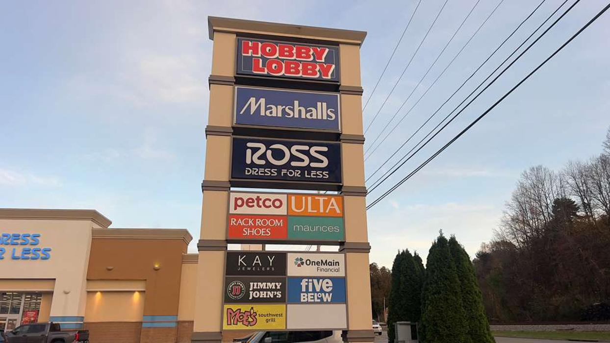 Rack Room Shoes Image