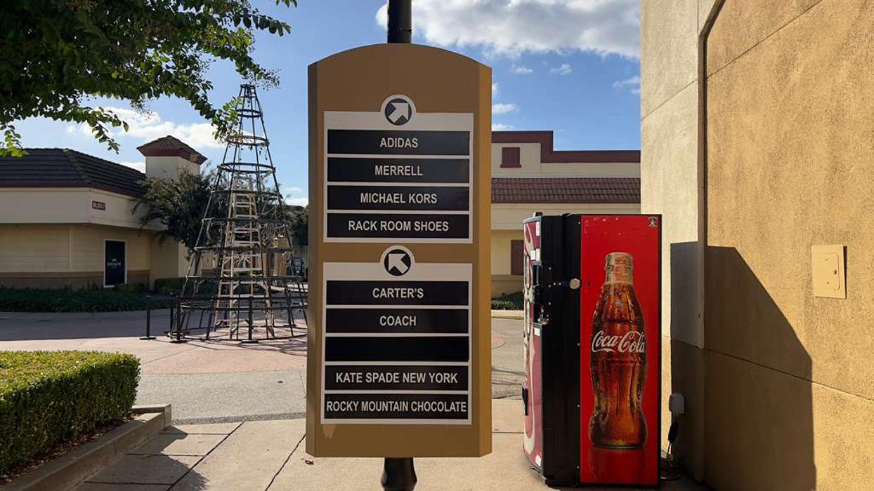 Rack Room Shoes Image