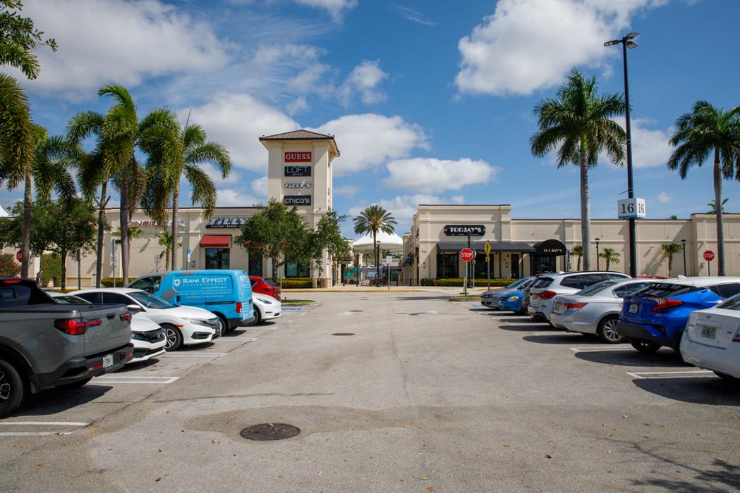 Rack Room Shoes Image