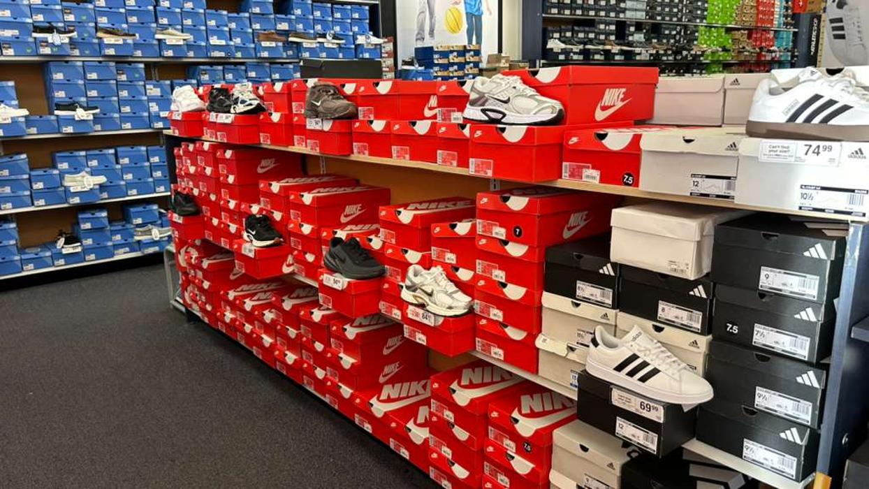 Rack Room Shoes Image