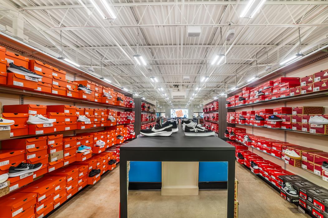 Rack Room Shoes - Blowing Rock, NC