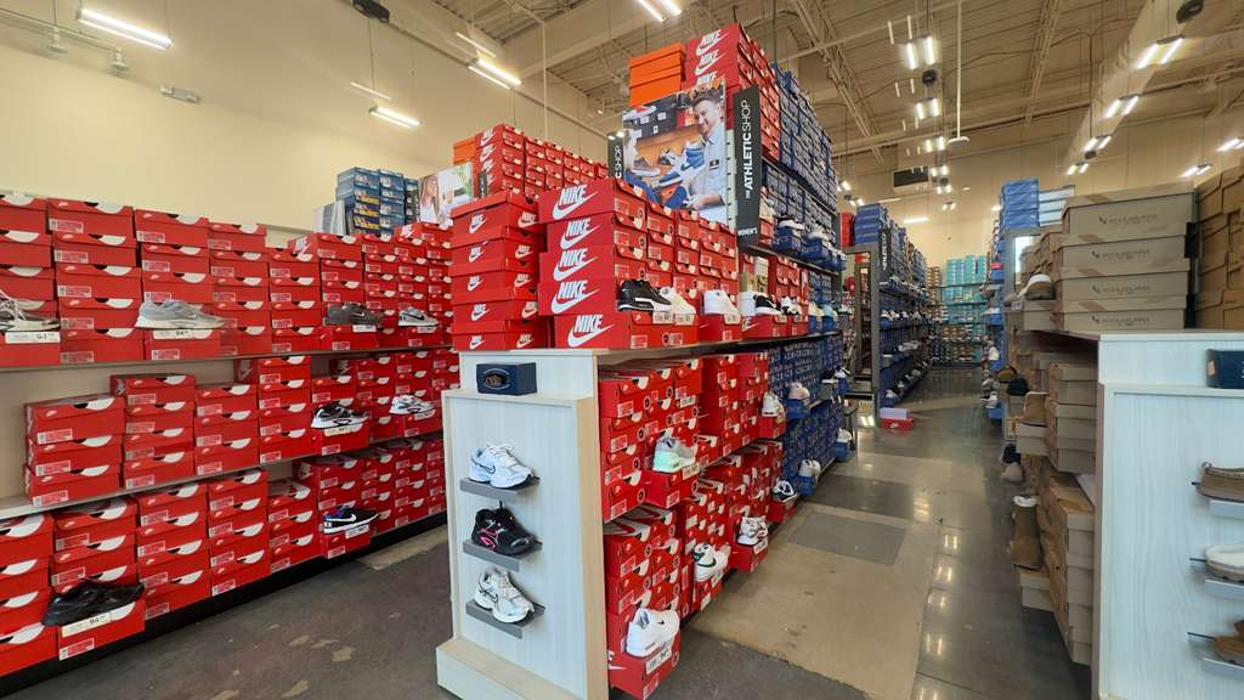 Rack Room Shoes Image