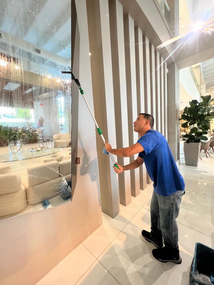 Window Washers Miami Corp - Miami, FL