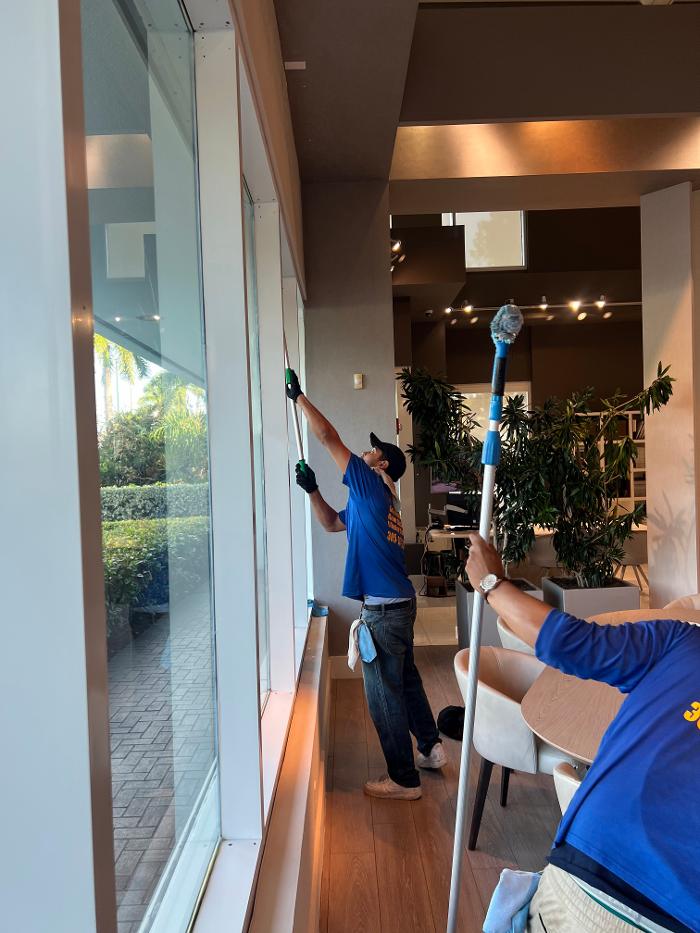Window Washers Miami Corp - Miami, FL