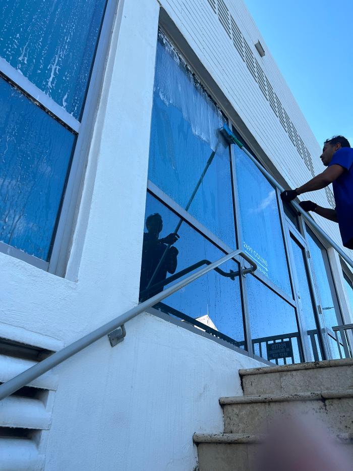 Window Washers Miami Corp - Miami, FL
