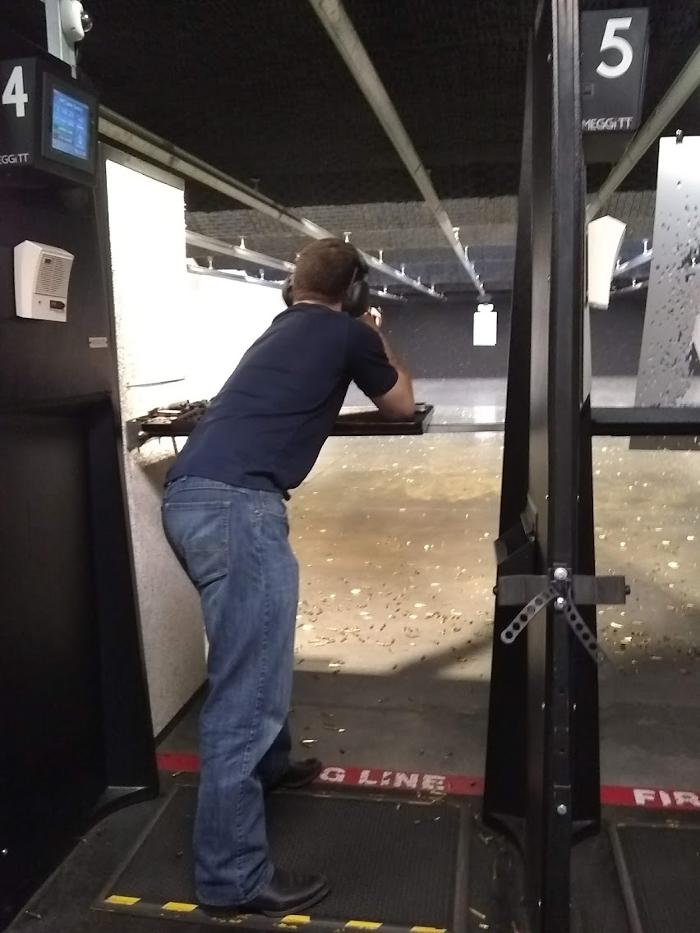 Top Shot Indoor Range - Longview, TX