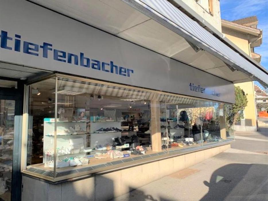 Tiefenbacher Schuhe, Hauptstrasse in Hochdorf