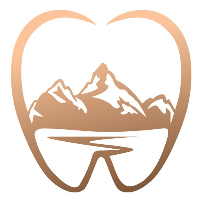 Sierra Dental Studio Logo