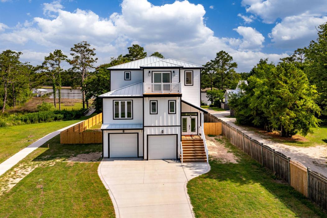 Sun Coast Homes and Development - Newport, NC