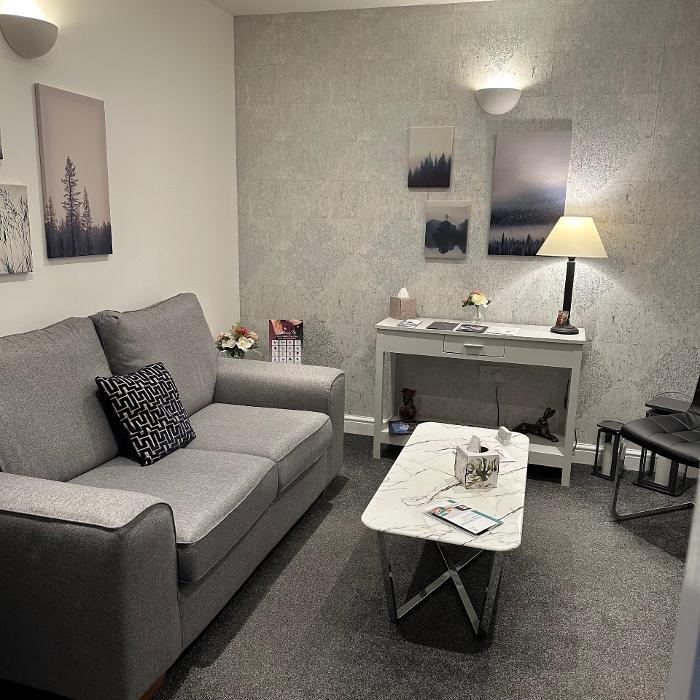 Family arranging room