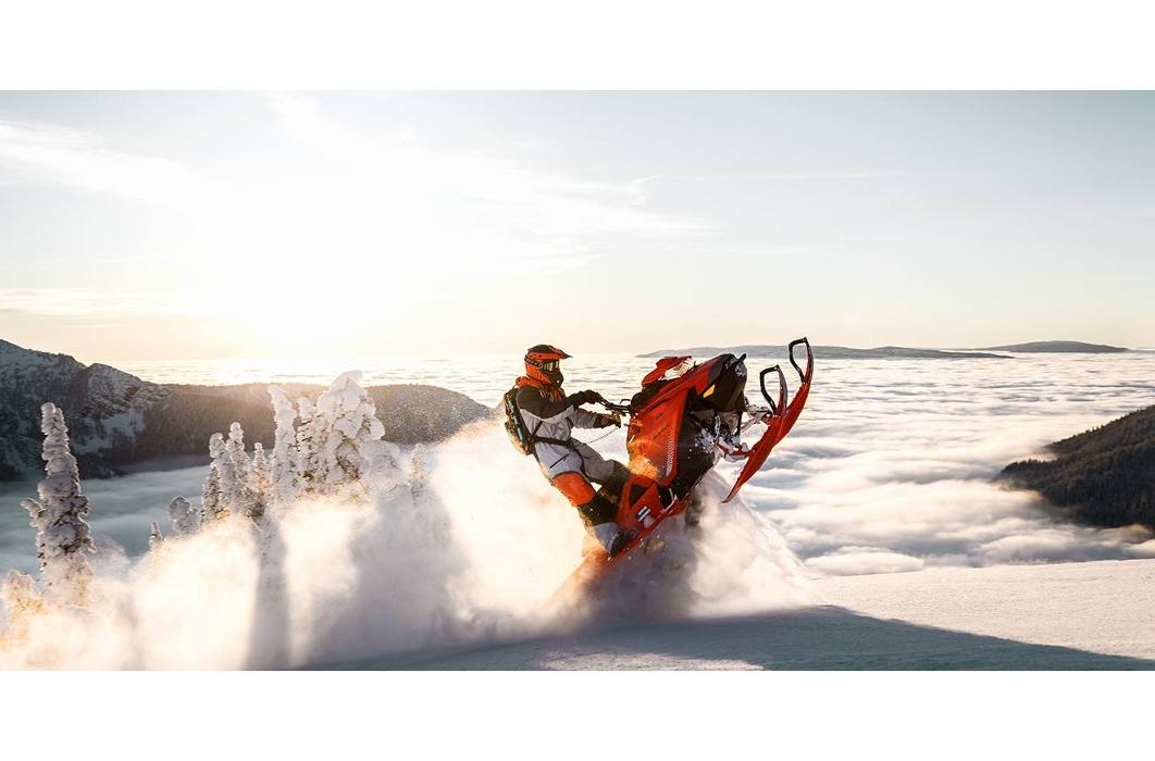 Fish and Hunt Shop - Curtis, MI