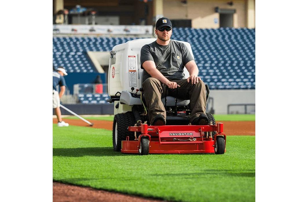 Bob's Tractor Parts & Equipment - Mc Ewen, TN