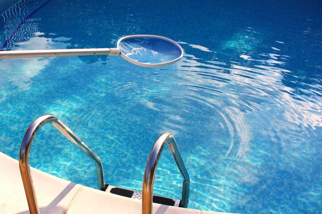 Colorado's Pool Cleaning Service - Palmdale, CA