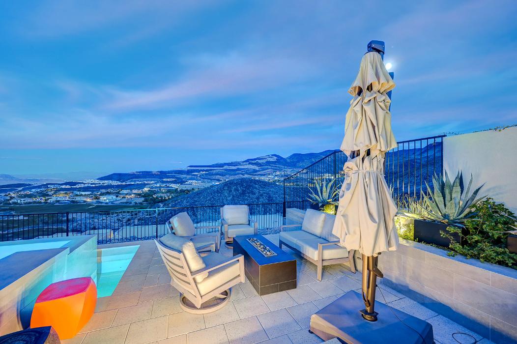 Luxury Real Estate Advisors - Las Vegas, NV