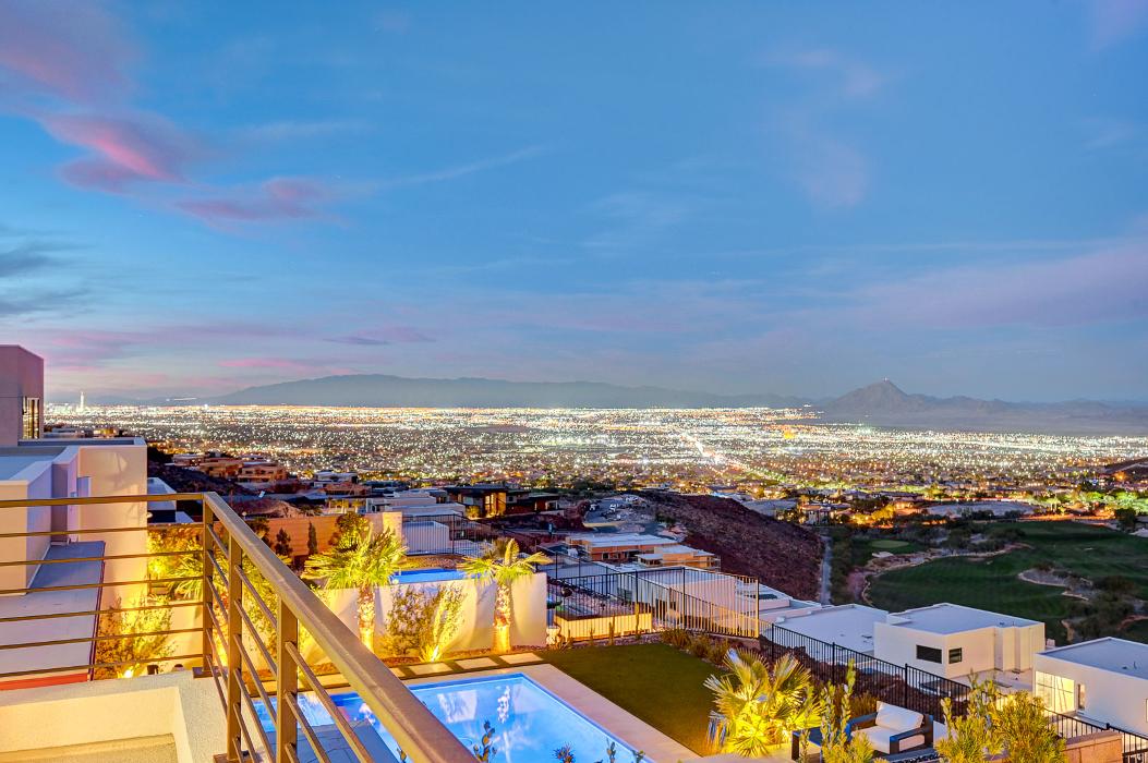 Luxury Real Estate Advisors - Las Vegas, NV