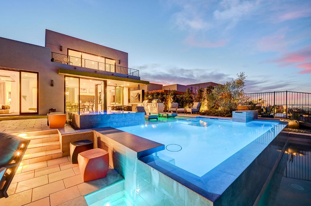 Luxury Real Estate Advisors - Las Vegas, NV
