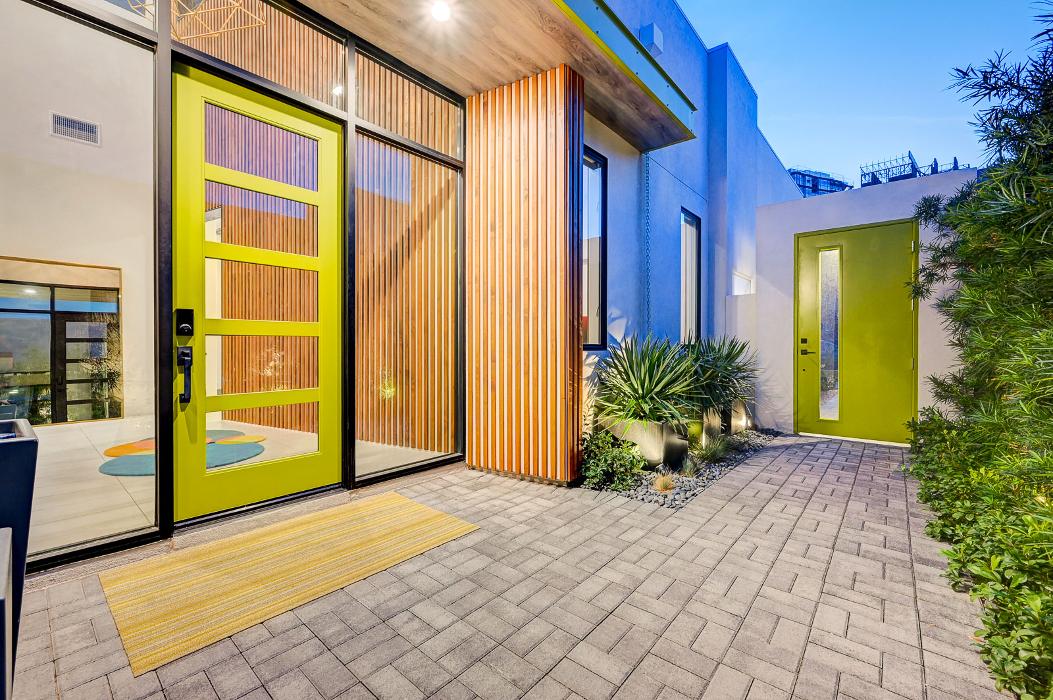 Luxury Real Estate Advisors - Las Vegas, NV