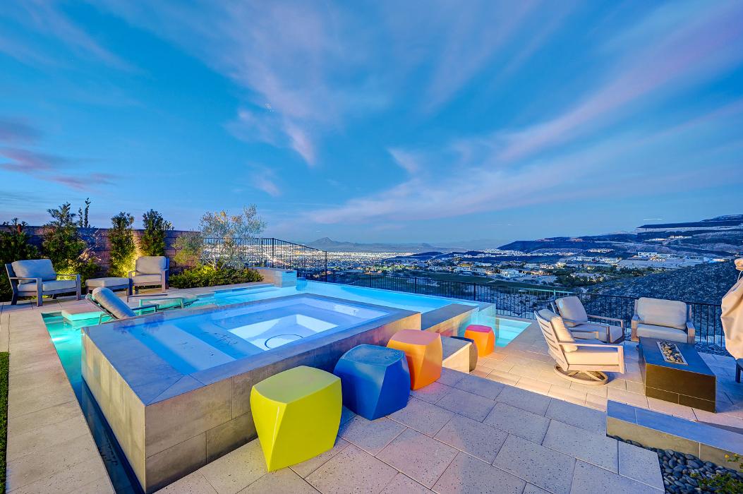 Luxury Real Estate Advisors - Las Vegas, NV