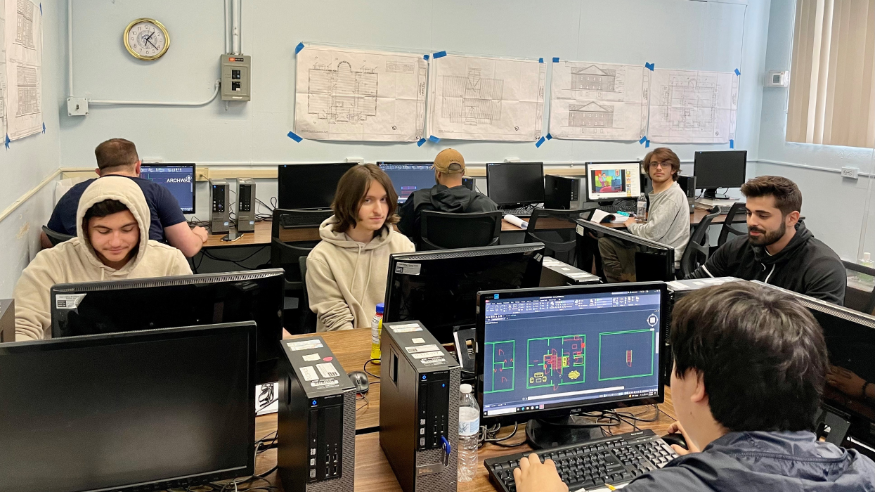 Island Drafting and Technical Institute - Amityville, NY