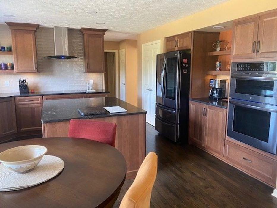 Arrow Kitchens & Bath Image