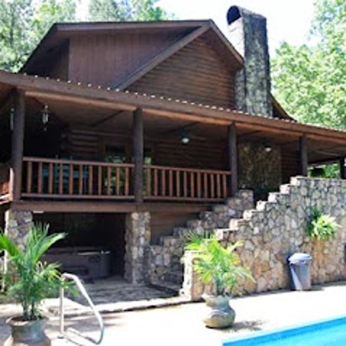 Carter Real Estate - Laurel, MS