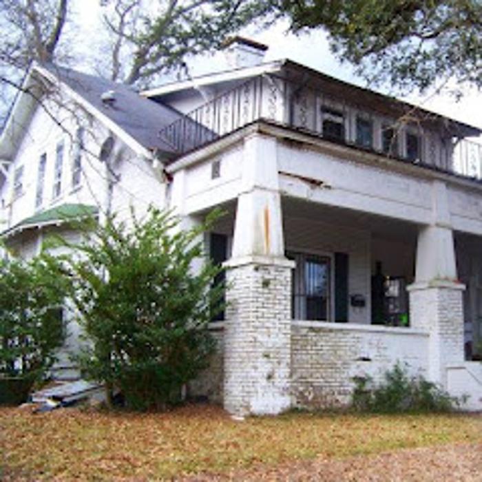 Carter Real Estate - Laurel, MS