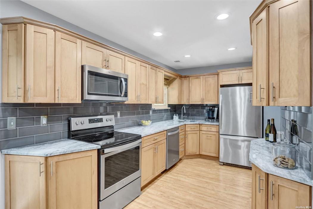 HomeSmart CrossIsland - Rosedale, NY