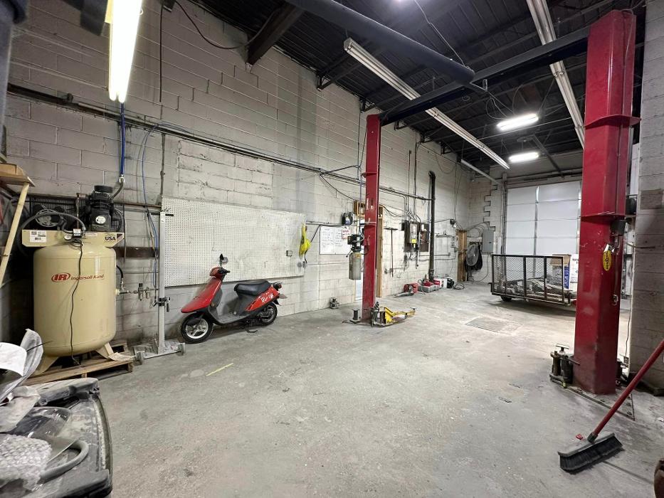 Legacy Auto Sales Image