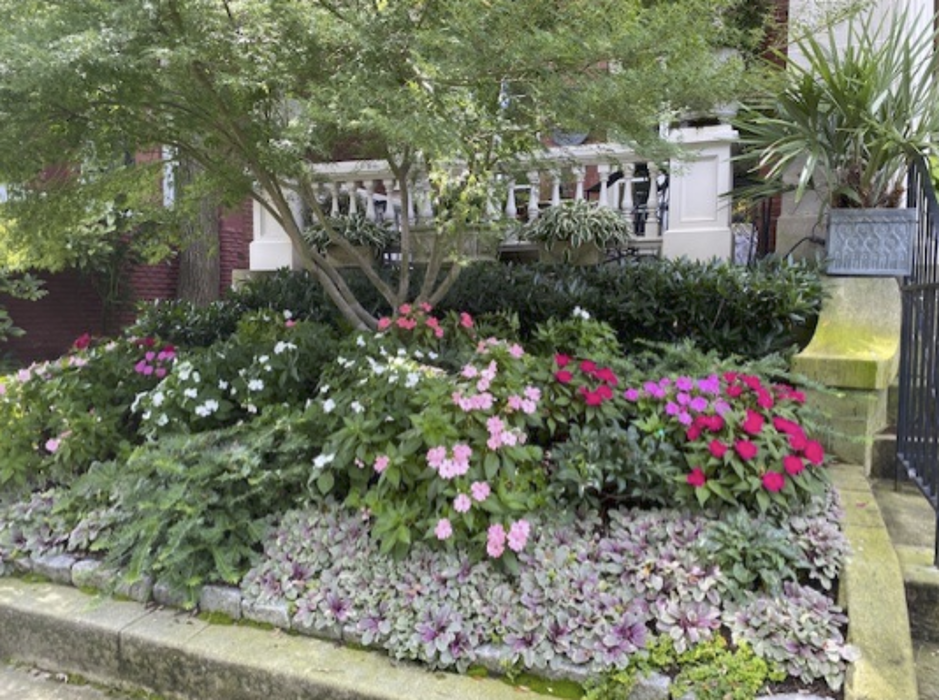 Manchester Gardening LLC Image