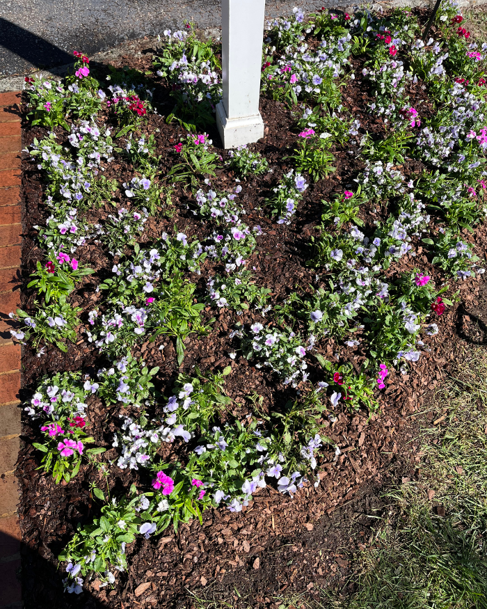 Manchester Gardening LLC Image