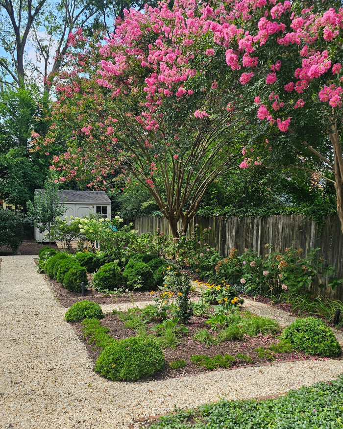 Manchester Gardening LLC Image