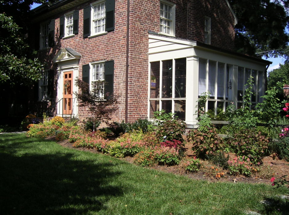 Manchester Gardening LLC Image