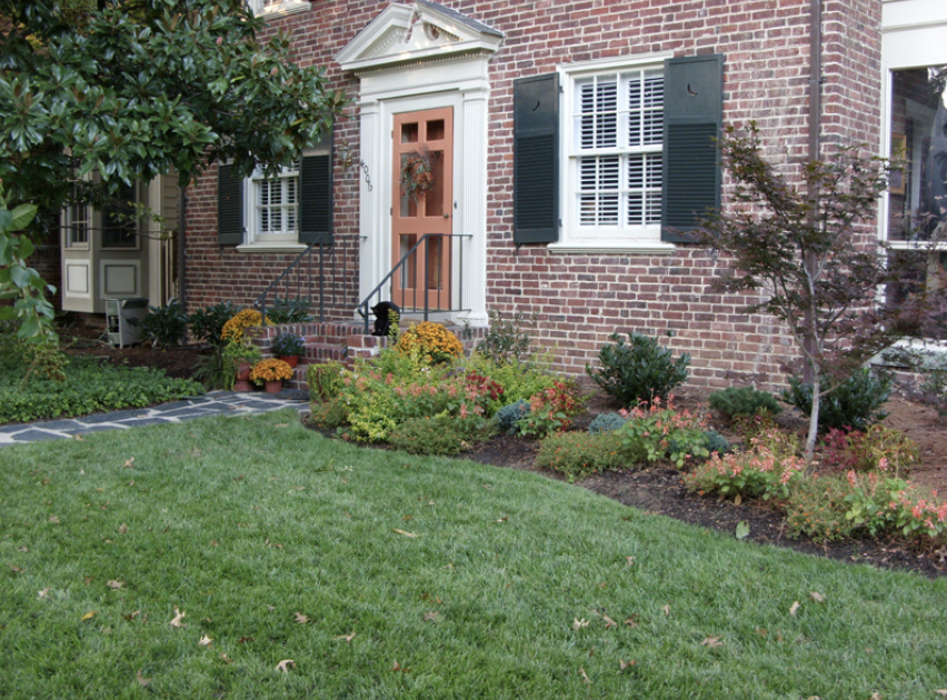 Manchester Gardening LLC Image