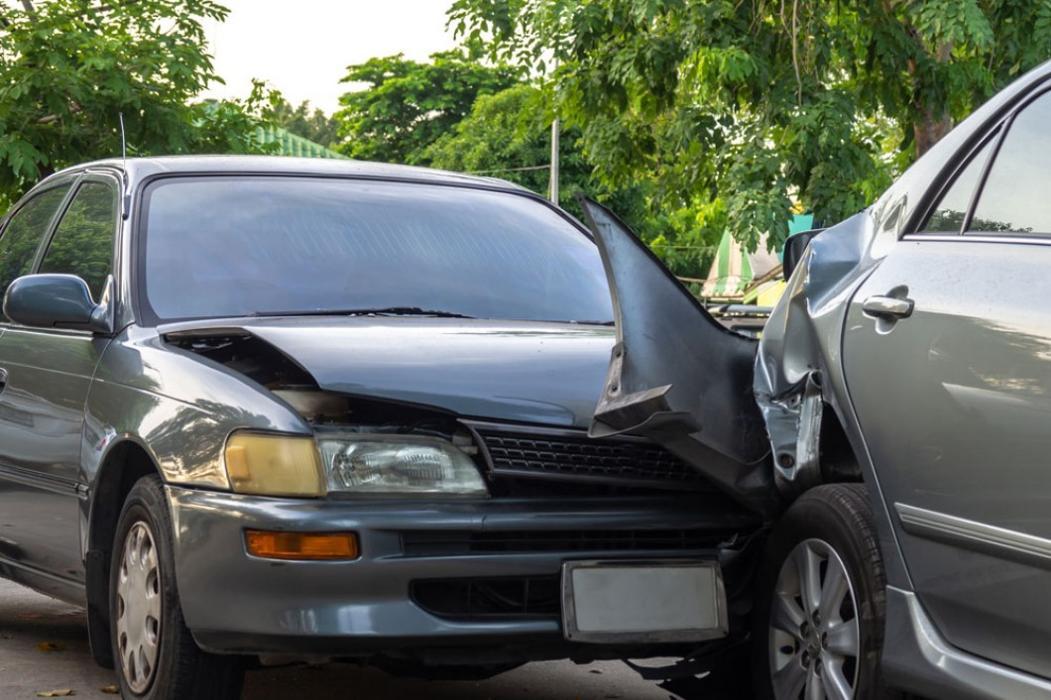 Malecha's Auto Body - Faribault, MN