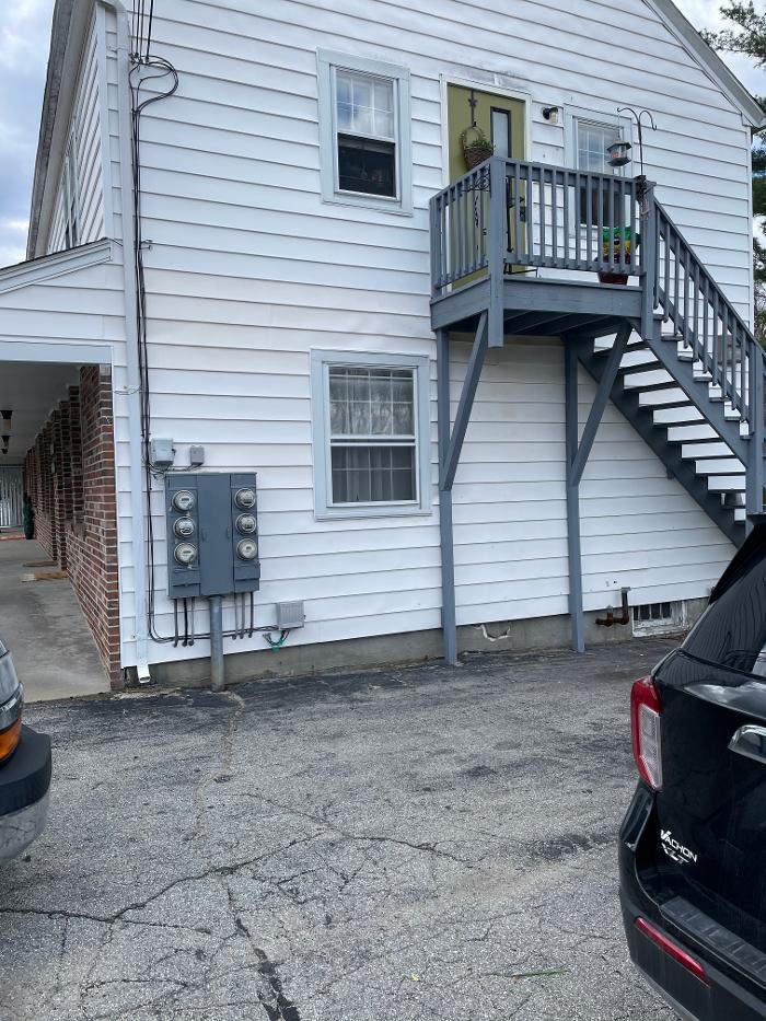 Deary Electric & Renovations LLC - Putnam, CT