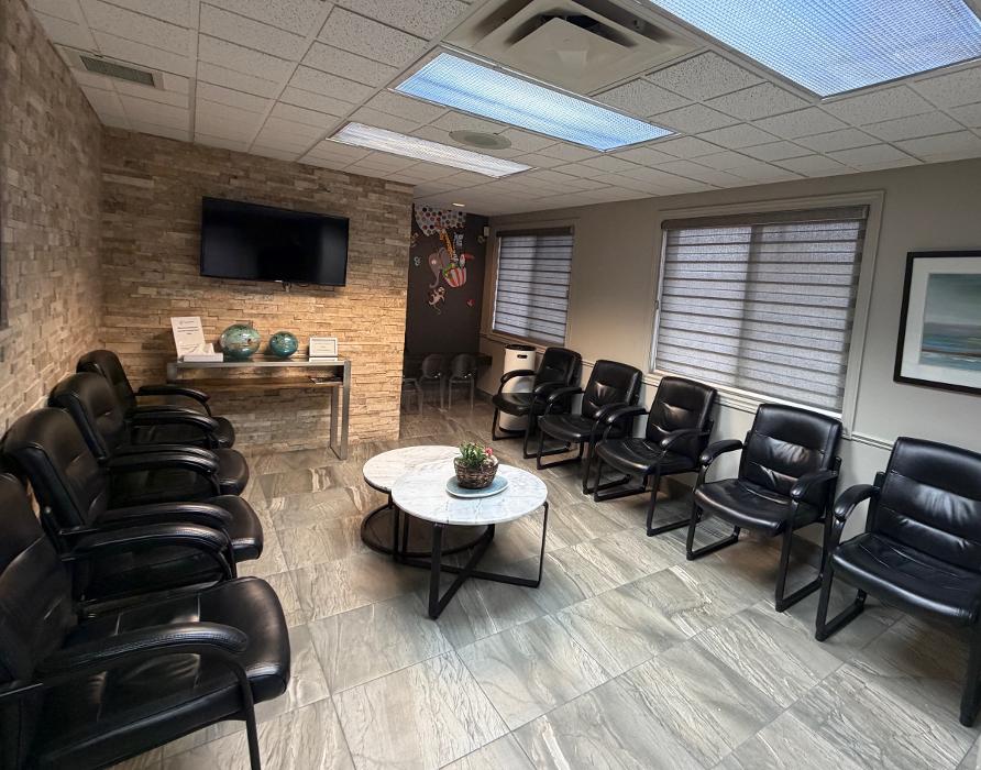 Wyandotte Dental Centre