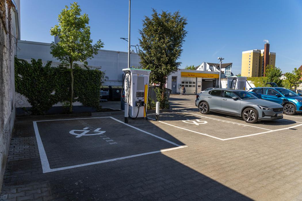 Shell Recharge Charging Station in Langen in Hessen - Logo