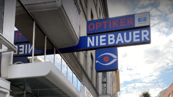Optiker Niebauer, Hernalser Hauptstraße in Wien
