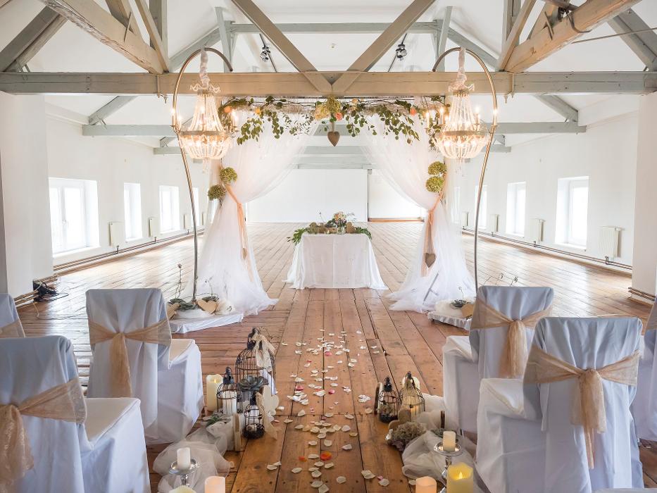 Blumen & Deko Roschmann, Hauptstraße in Oberwaltersdorf